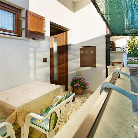 Apartments Davorka Porec Esterno foto